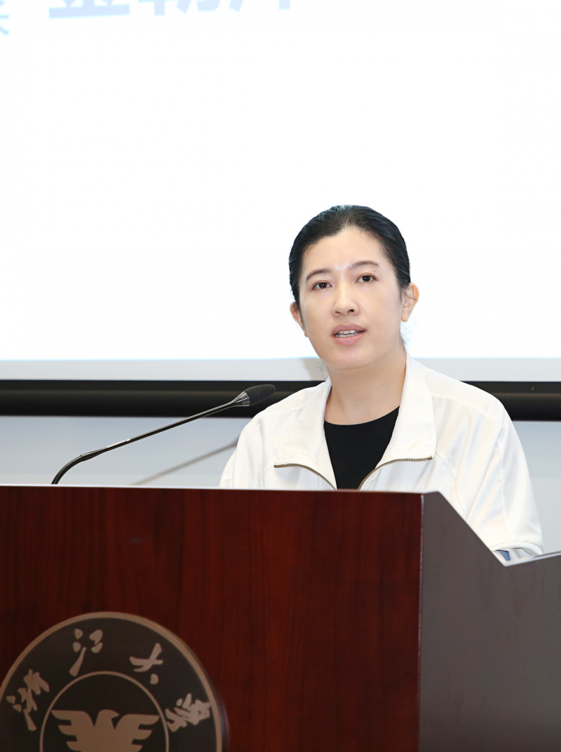 首期新利luck18优才青年骨干培训班 金朝萍致辞.jpg